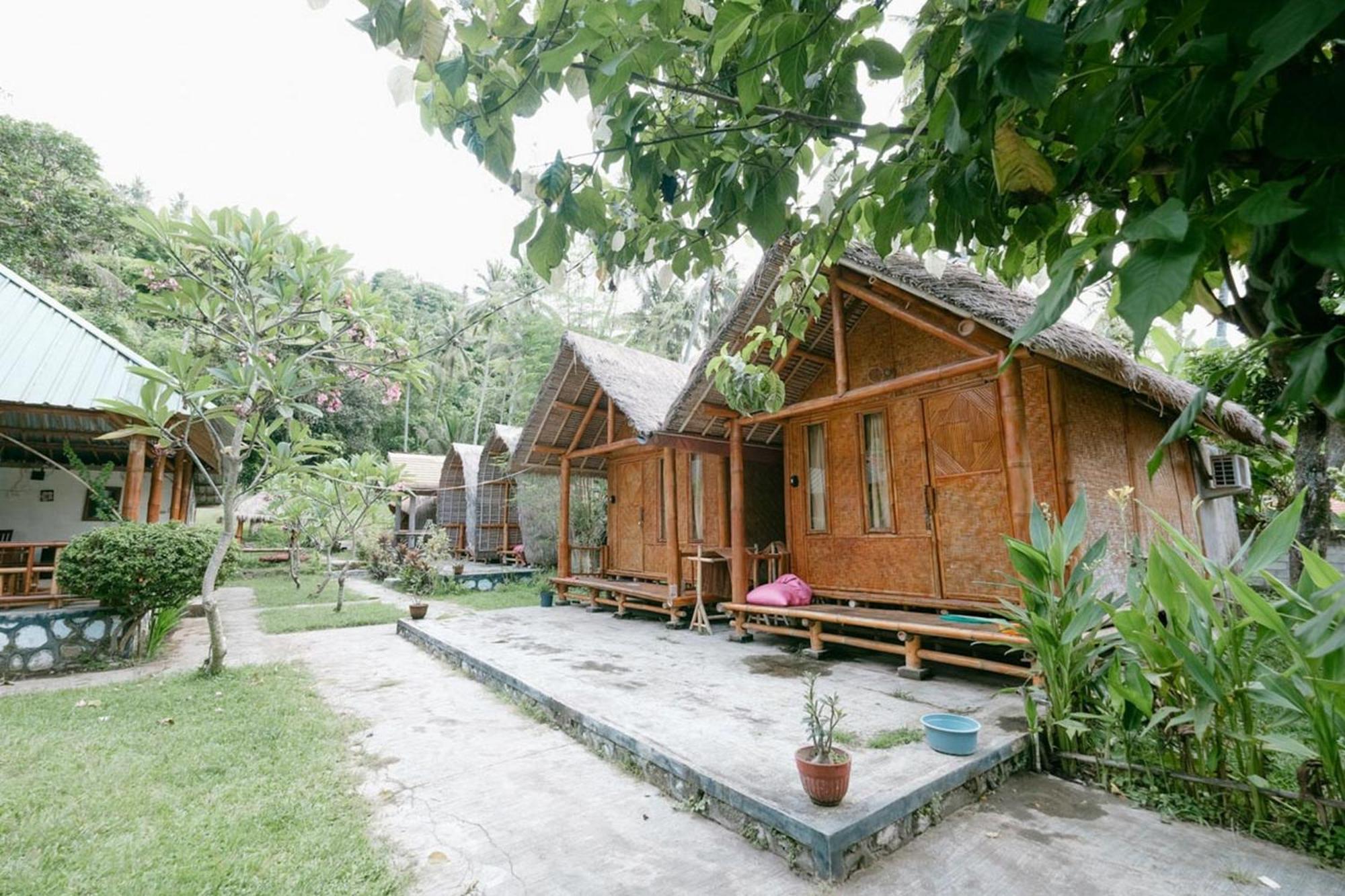Cici Bungalow Senggigi Mangsit Exterior foto