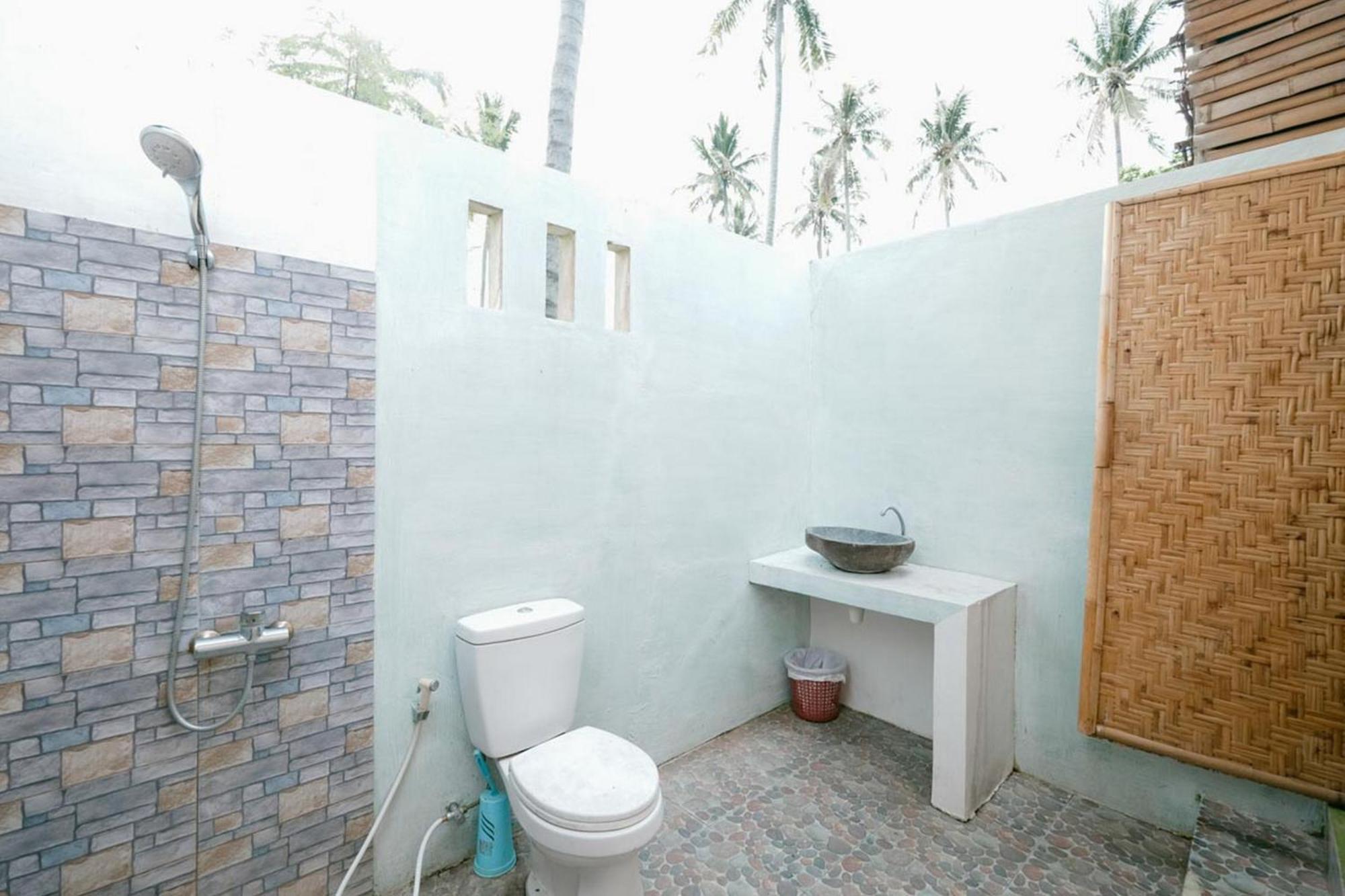 Cici Bungalow Senggigi Mangsit Exterior foto