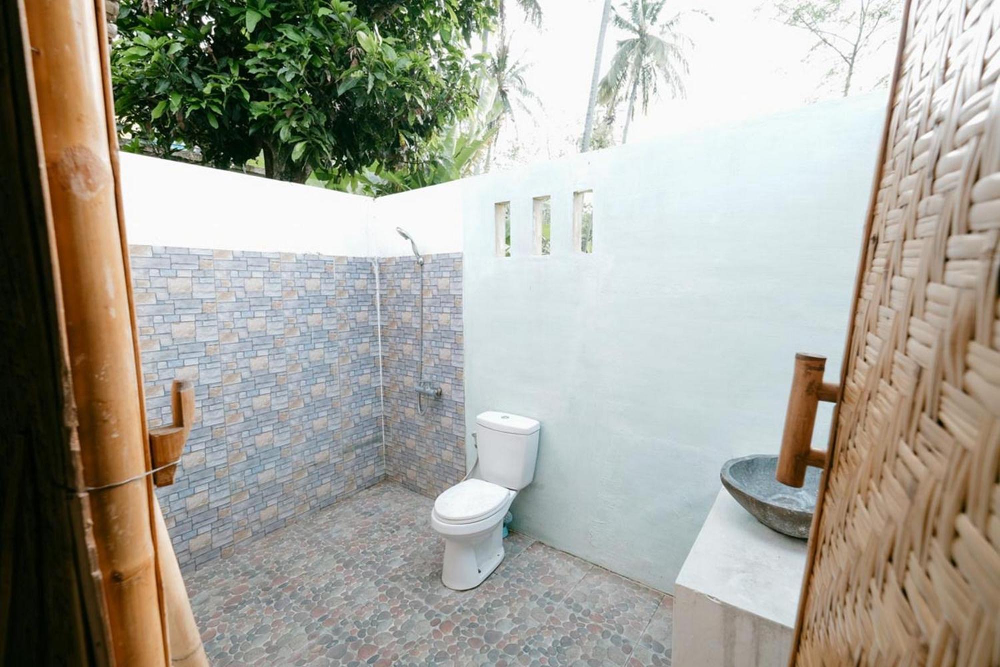 Cici Bungalow Senggigi Mangsit Exterior foto