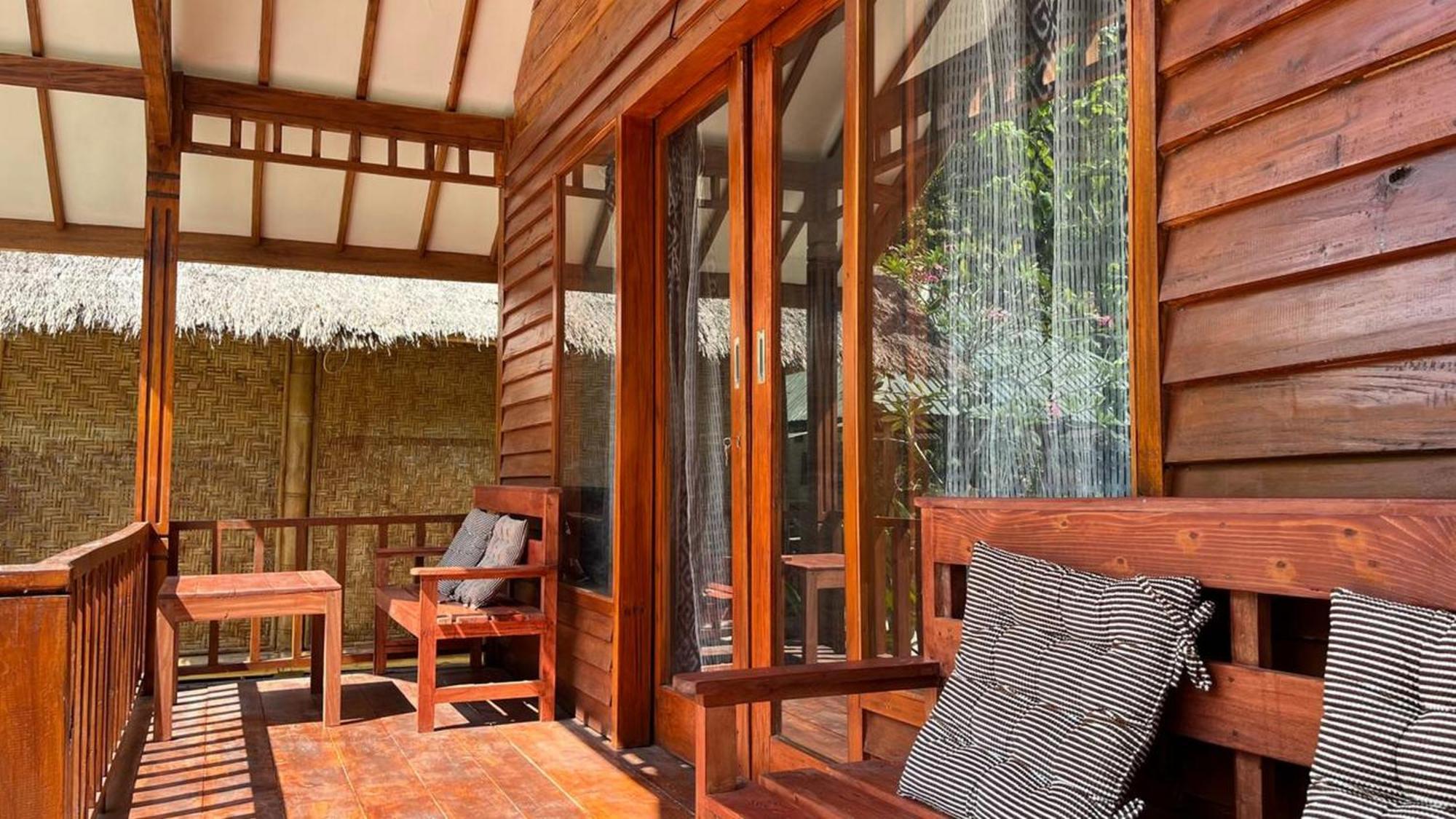 Cici Bungalow Senggigi Mangsit Exterior foto